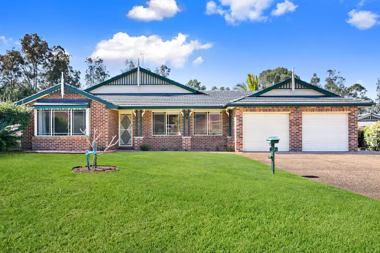 19 Derwent Crescent, Lakelands NSW 2282