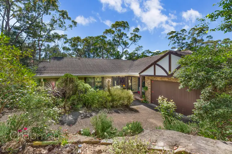 17 Edna Avenue, Springwood NSW 2777