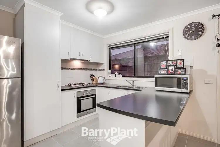 Fifth view of Homely house listing, 10 Doonie Way, Pakenham VIC 3810
