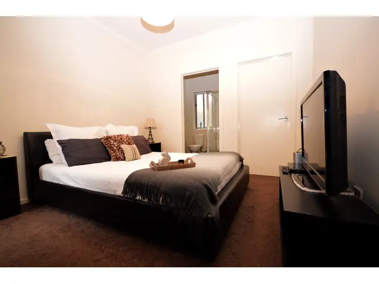 Fourth view of Homely unit listing, 1/6 Assumption Close, Truganina VIC 3029