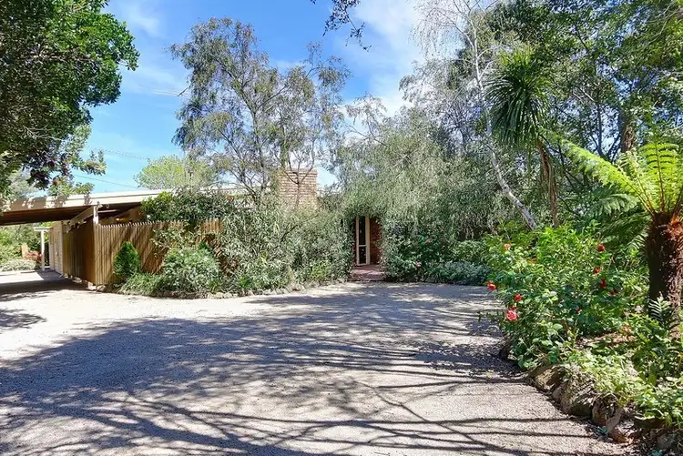 20 Alexandrina Road, Mount Martha VIC 3934