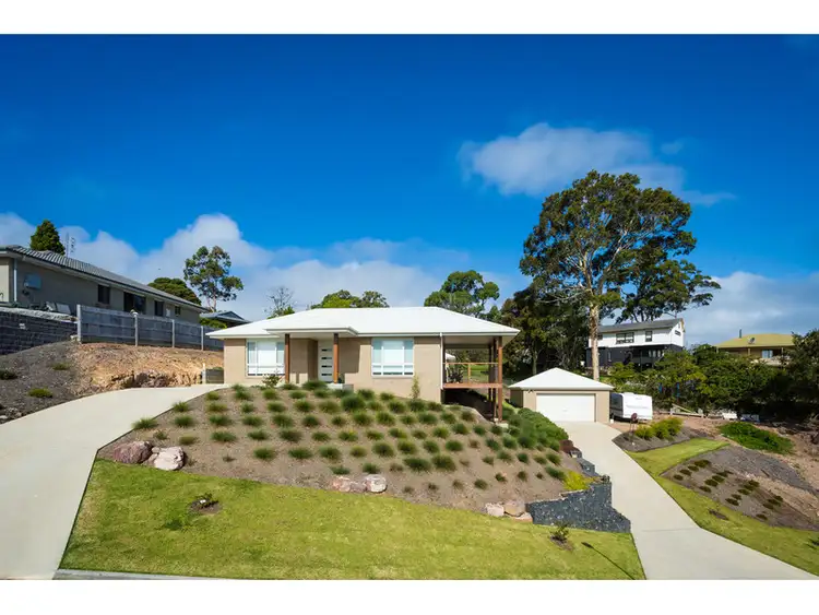 5 Warn Close, Merimbula NSW 2548
