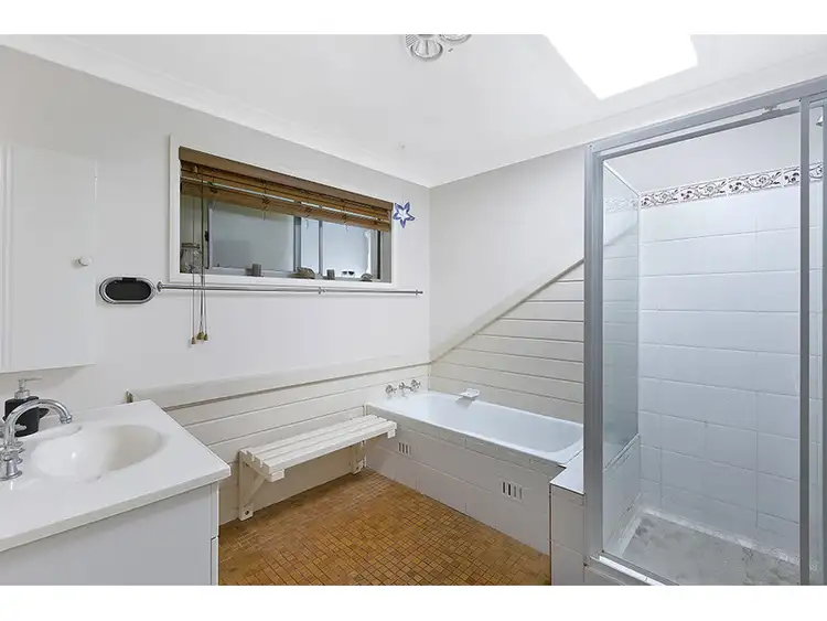 Fifth view of Homely house listing, 62 Shannon Parade, Berkeley Vale NSW 2261