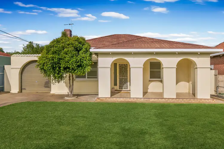 38 Naldera Street, Glandore SA 5037