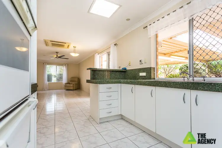 Fifth view of Homely house listing, 11 Diviney Court, Parkwood WA 6147