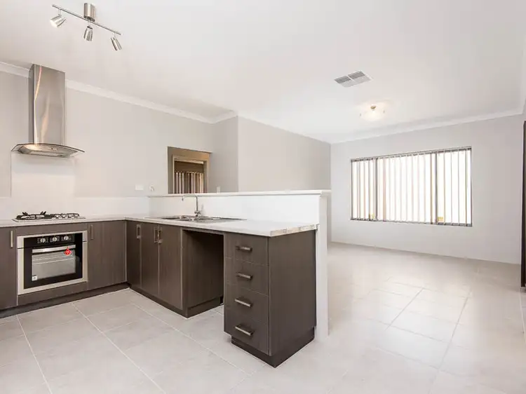 Fifth view of Homely house listing, 2/4 Kelly Street, Cloverdale WA 6105
