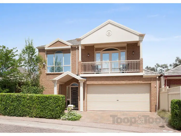 11 Deakin Grove, Glenside SA 5065