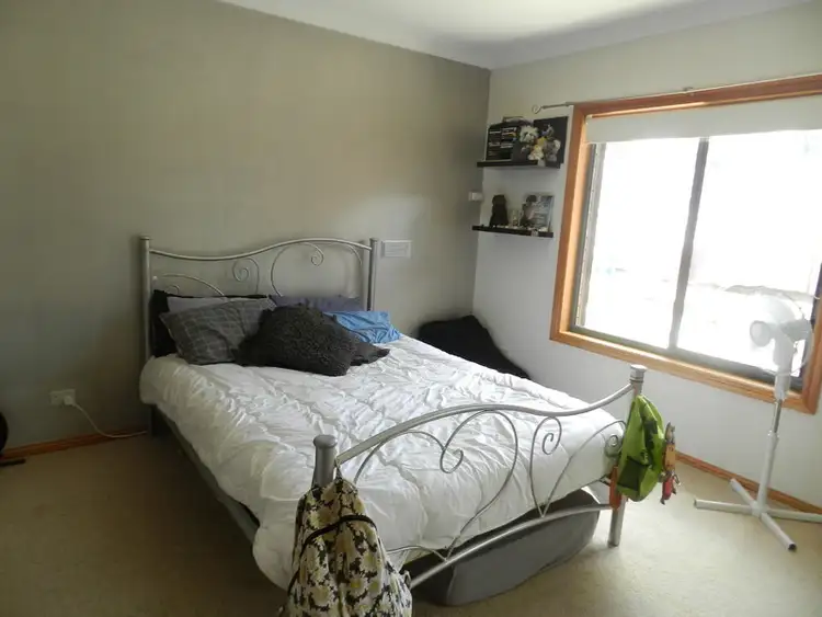 Sixth view of Homely house listing, 1 Cuthbert Court, Shepparton VIC 3630