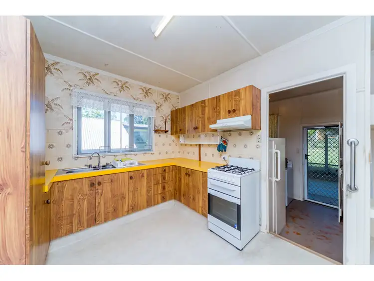 Seventh view of Homely house listing, 7 Allden Avenue, Labrador QLD 4215