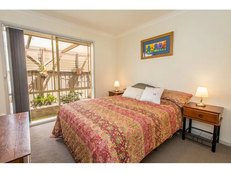 Seventh view of Homely house listing, 9 Wagner Place, West Wodonga VIC 3690