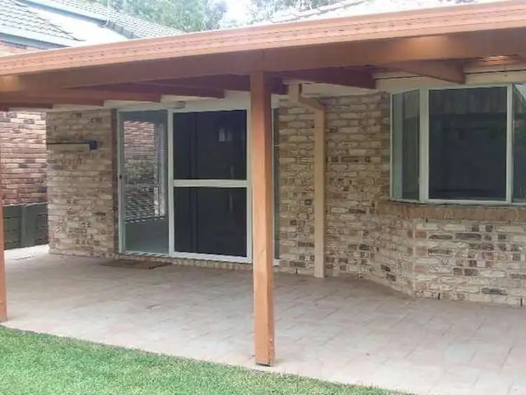 8 Ponderosa Place, Forest Lake QLD 4078