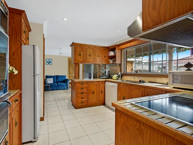 Fourth view of Homely house listing, 10 Grevillea Crescent, Berkeley Vale NSW 2261