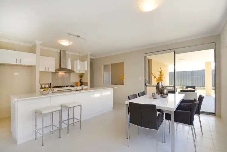 Fifth view of Homely house listing, 10 Semerwater Crescent, Aveley WA 6069
