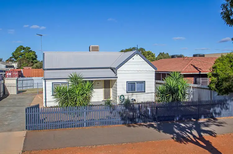 201 Dugan Street, Kalgoorlie WA 6430