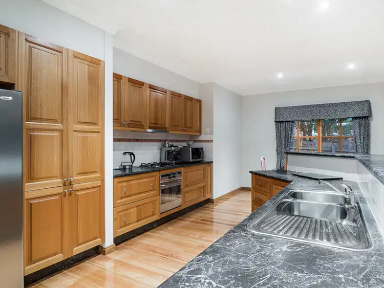 Fifth view of Homely house listing, 9 Bottlebrush Court, Langwarrin, Langwarrin VIC 3910