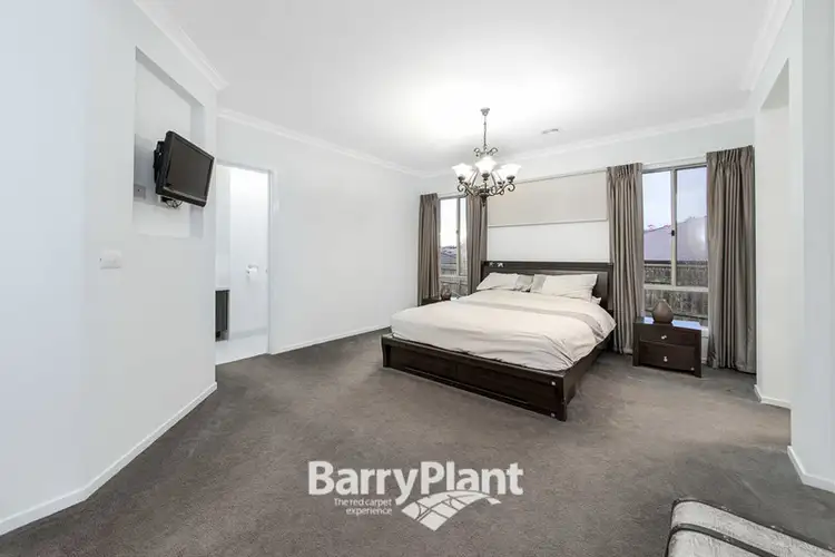 Second view of Homely house listing, 5 Wotan Court, Drouin VIC 3818