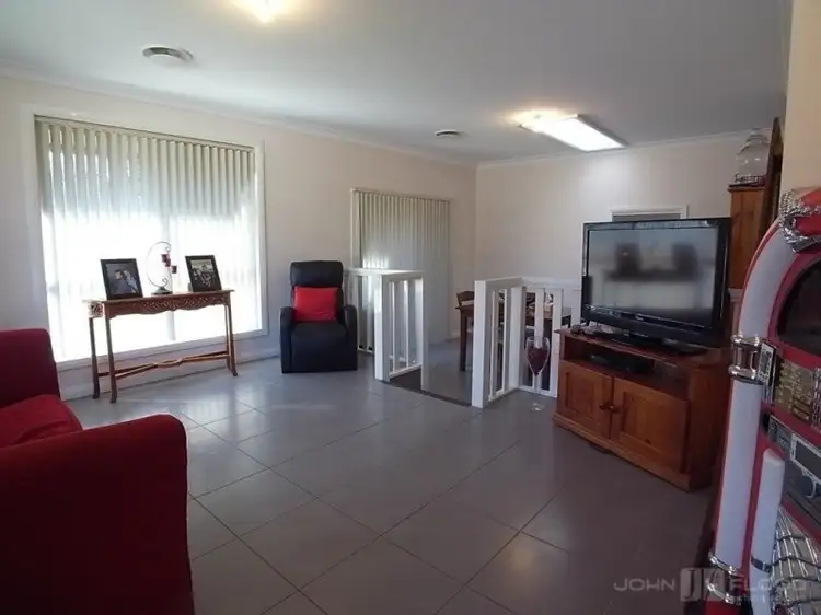 Second view of Homely semi-detached listing, 1/5 Alexander Close, Aberdeen NSW 2336