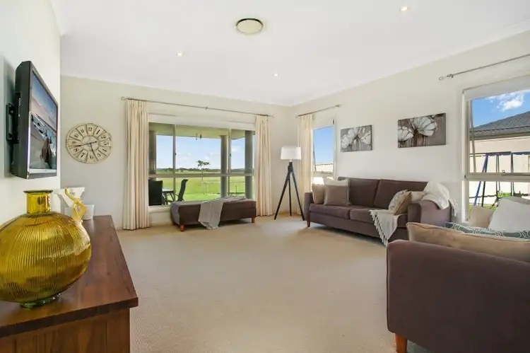 Third view of Homely house listing, 5 Peterson Parade, Thornton NSW 2322