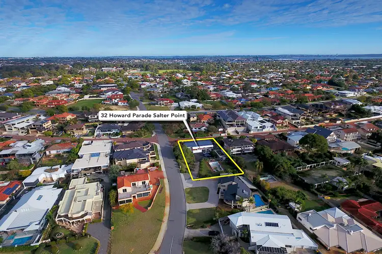 Fourth view of Homely house listing, 32 Howard Parade, Salter Point WA 6152