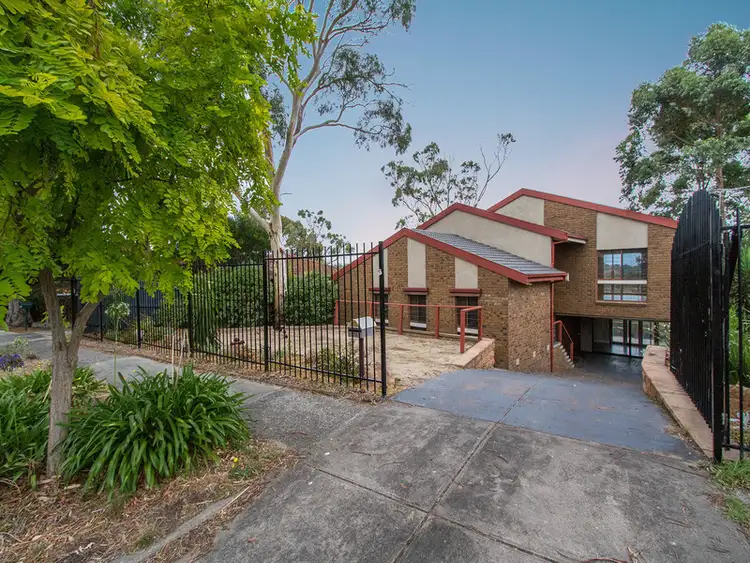 74 Willow Road, Frankston VIC 3199