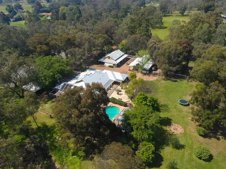 1415 Pechey Road, Swan View WA 6056