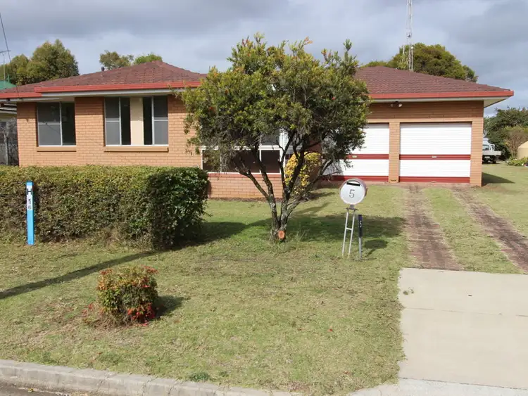 5 Queen Street, Clifton QLD 4361