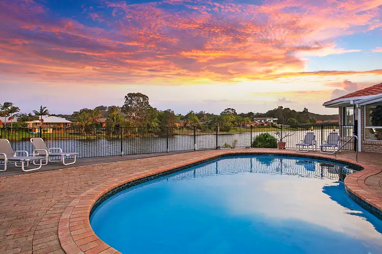 106 Dunlin Drive, Burleigh Waters QLD 4220