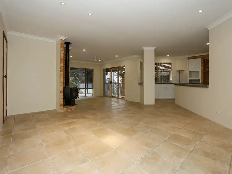 Fifth view of Homely house listing, 6 Crowther Elbow, Ocean Reef WA 6027