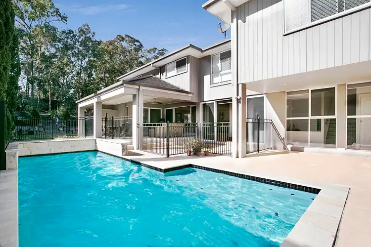 4 Pandorea Close, Seventeen Mile Rocks QLD 4073