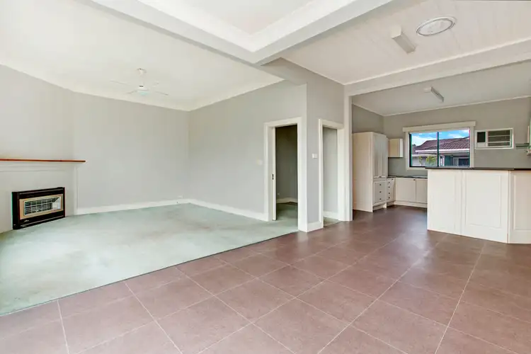 Fifth view of Homely house listing, 14 McPhee Street, Hamilton VIC 3300