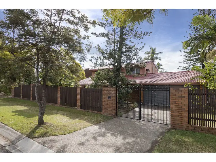 27 Tanglewood Street, Middle Park QLD 4074