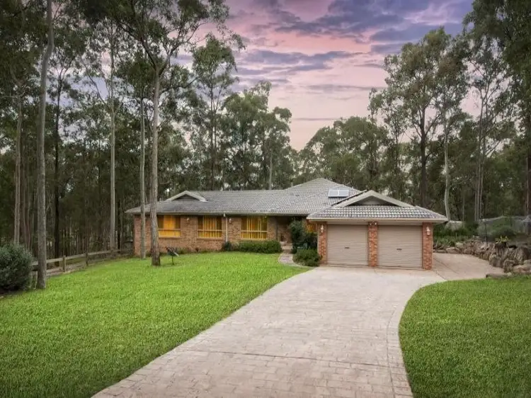 2 Marion Place, Jilliby NSW 2259