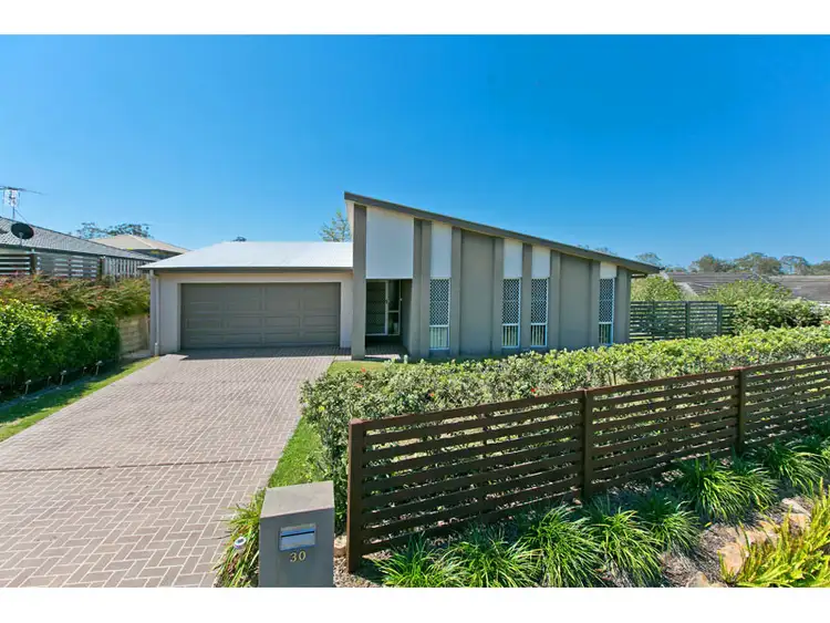 30 Aqua Crescent, Redland Bay QLD 4165