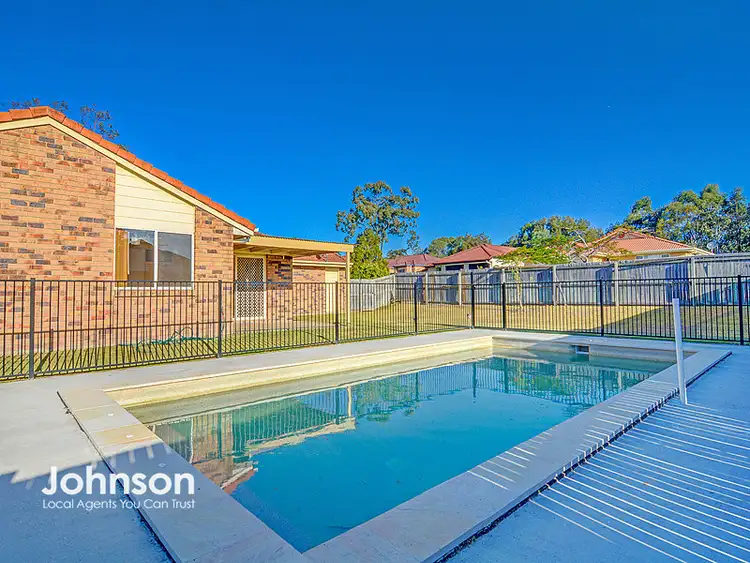 13 Hermitage Place, Forest Lake QLD 4078