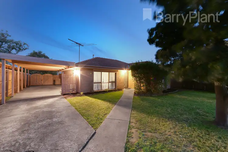 8 Katjusha Court, Pakenham VIC 3810