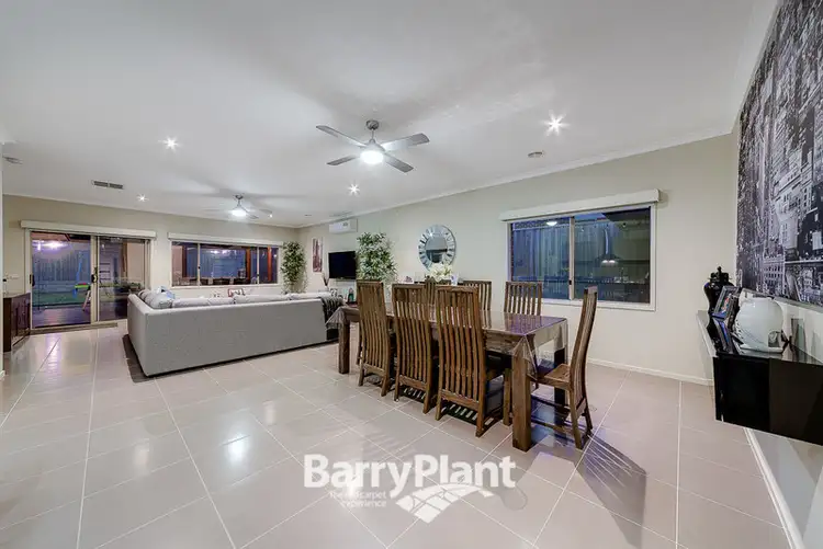Seventh view of Homely house listing, 8 Hayden Grove, Pakenham VIC 3810