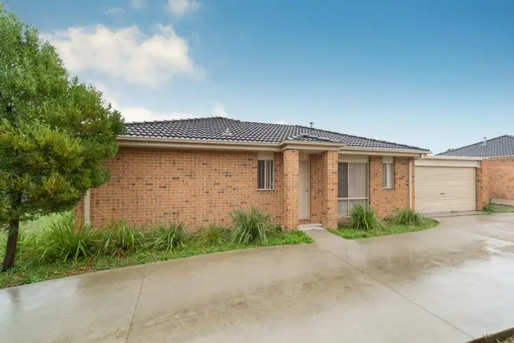 2/8 Murray Court, Cranbourne VIC 3977