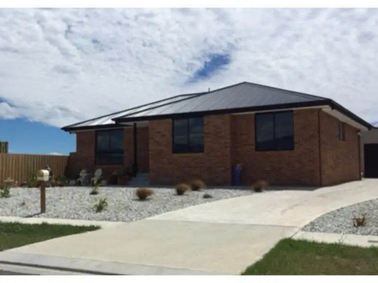 13 Barrob Street, Old Beach TAS 7017