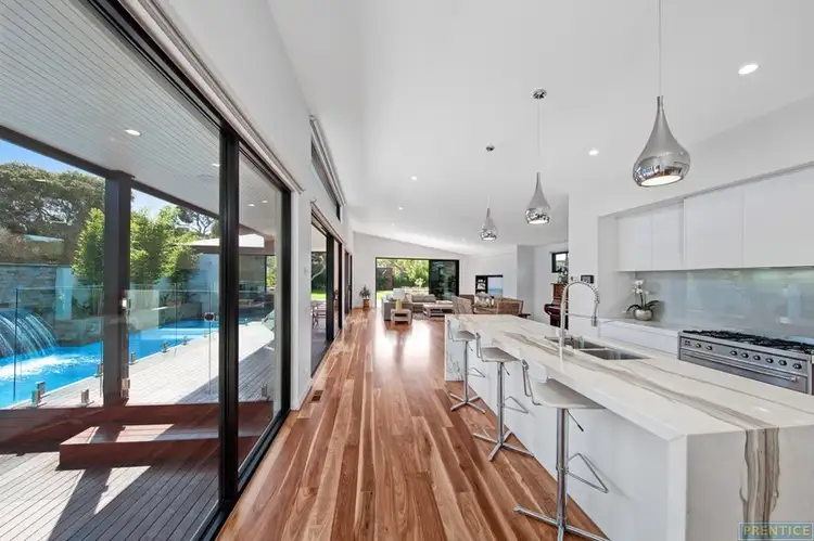 8 Austin Street, Rye VIC 3941