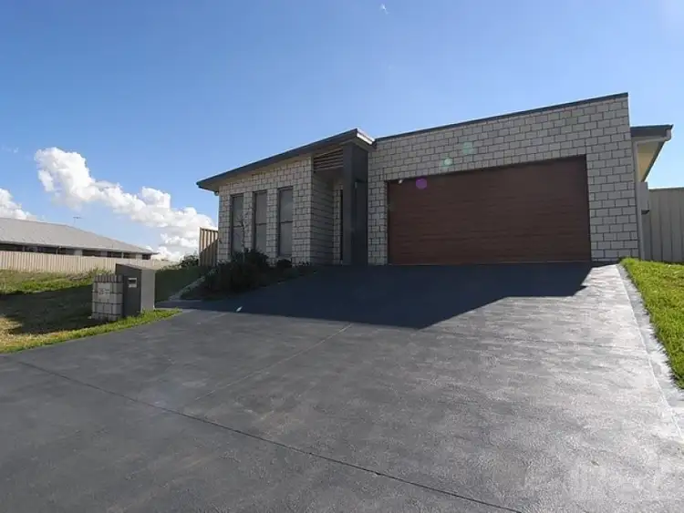 26 Finnegan Crescent, Muswellbrook NSW 2333