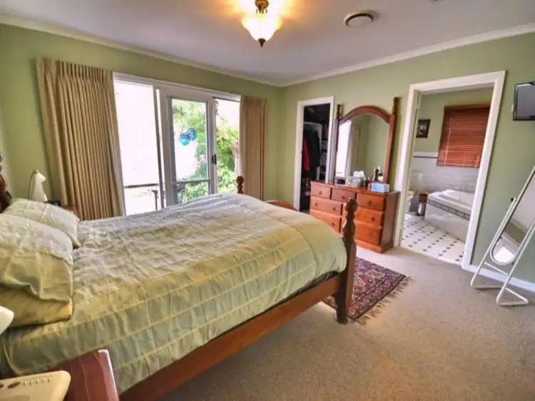 Fifth view of Homely house listing, 25 Apollo Street, Mansfield VIC 3722