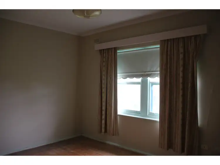 Sixth view of Homely house listing, 2 Lawson Street, Mount Gambier SA 5290