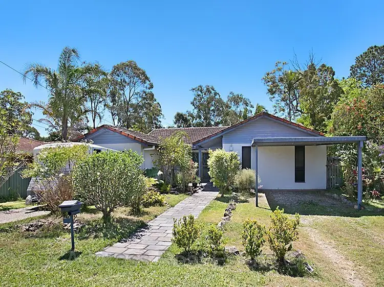 13 Sweetgum Street, Hillcrest QLD 4118