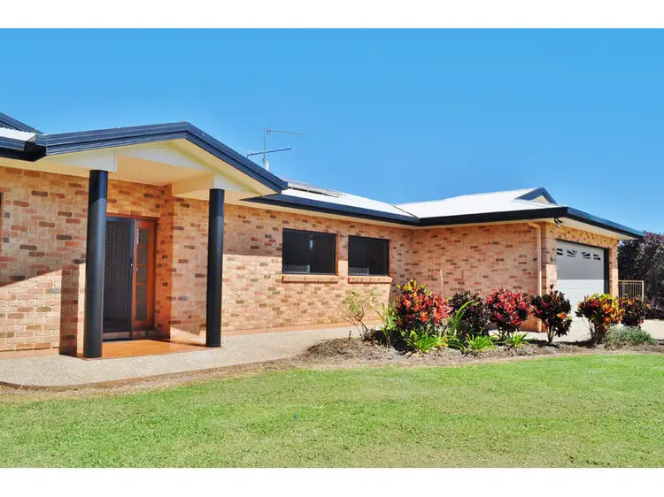 4 Dean Circuit, Mareeba QLD 4880