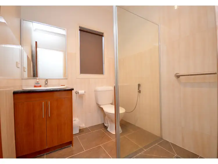Sixth view of Homely house listing, 5 Swinburne Court, Truganina VIC 3029