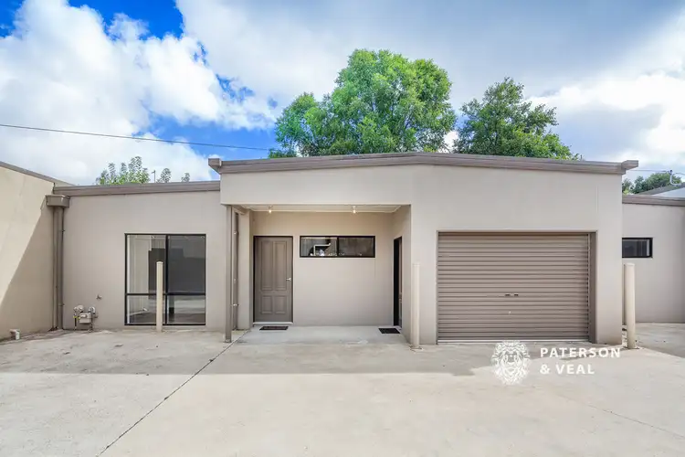 2/723 Geelong Road, Canadian VIC 3350