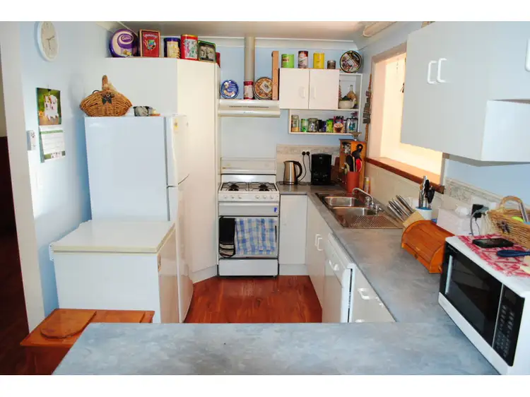 Fifth view of Homely house listing, 9 Unwin Street, Millthorpe NSW 2798
