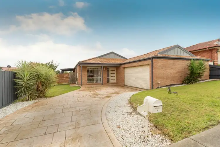 Seventh view of Homely house listing, 3 Helens Way, Langwarrin VIC 3910