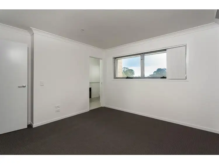 Sixth view of Homely townhouse listing, 2/2 Rees Court, Elanora QLD 4221
