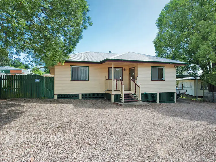 190 Blackstone Road, Silkstone QLD 4304